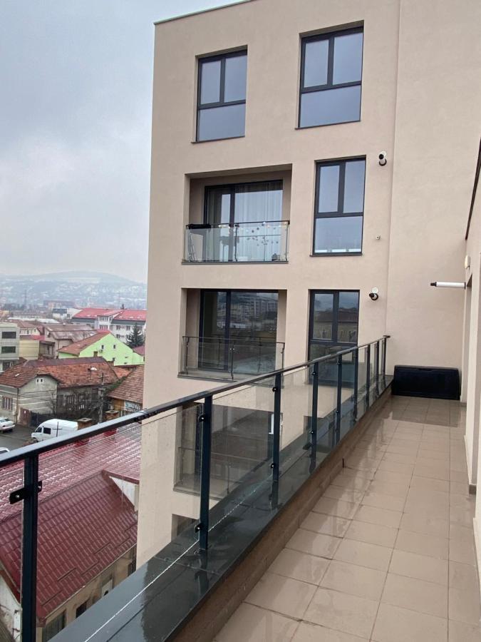 Helga'S Place Premium 1 Bedroom Condo Cluj-Napoca Esterno foto
